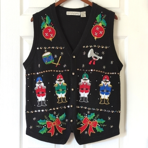 Victoria Jones 90's Vintage Embroidered & Beaded Holiday Sweater Vest Black M - Picture 1 of 9